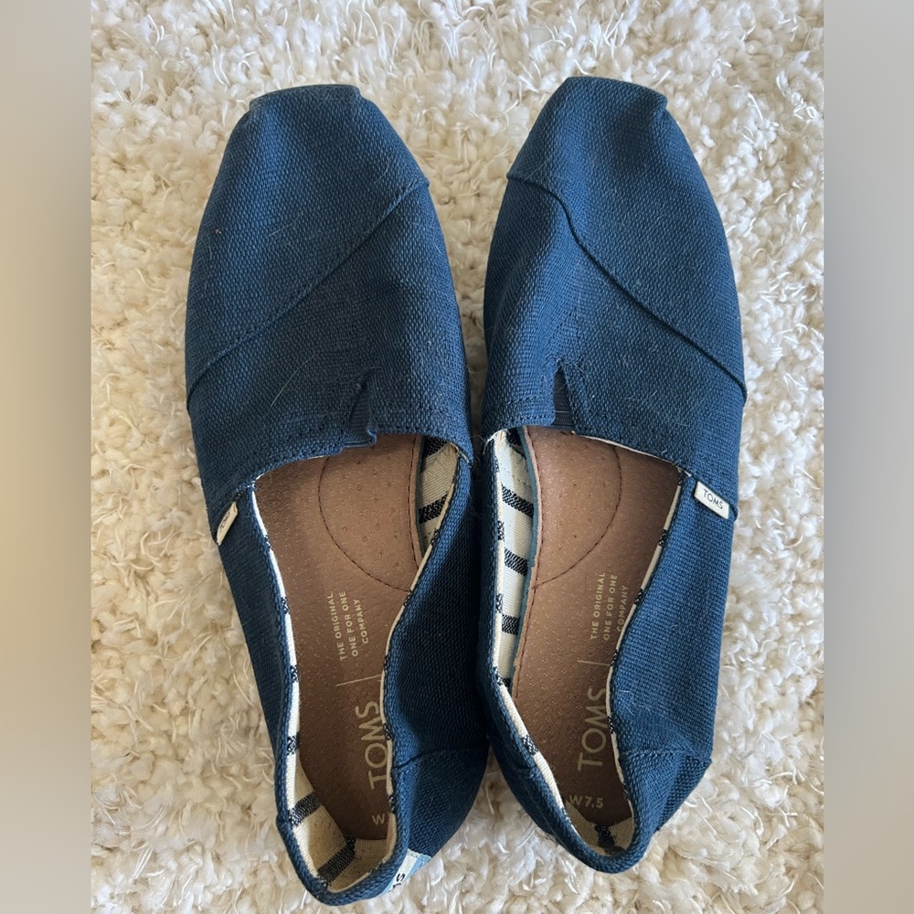 Toms Slip On